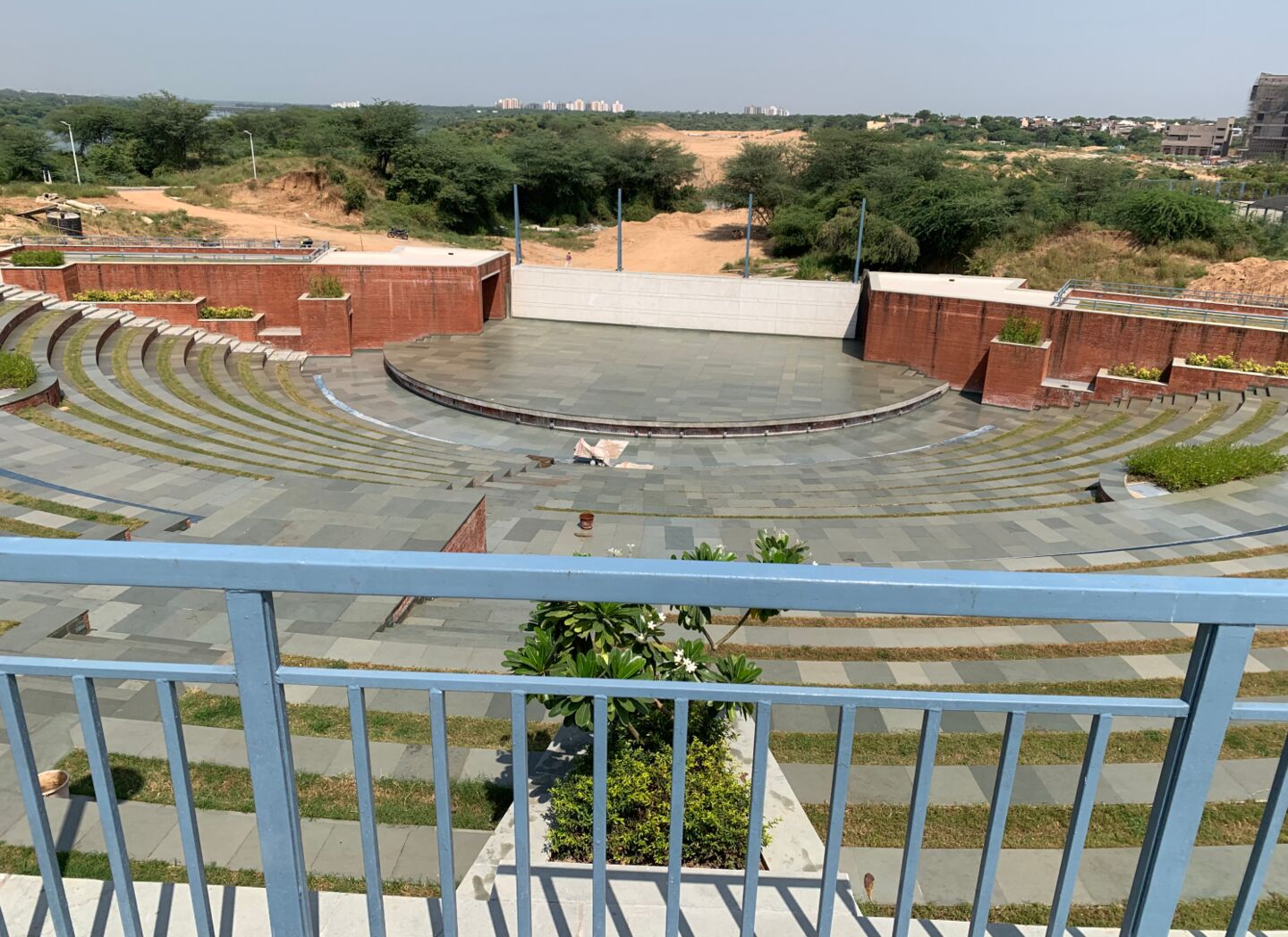 IIT Palaj Amphi-Theatre & Sports Court — Palaj, Gandhinagar